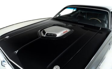 Dodge-Challenger-1970-Coupe-6