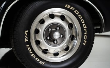 Dodge-Challenger-1970-Coupe-9