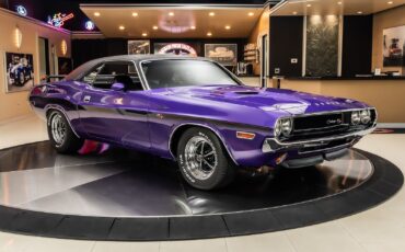 Dodge-Challenger-1970-Coupe-9
