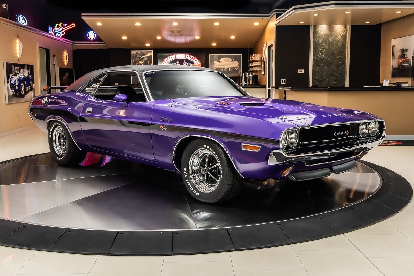 Dodge-Challenger-1970-Coupe-9