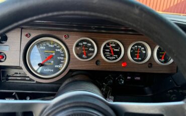 Dodge-Challenger-1971-11