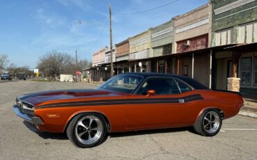 Dodge-Challenger-1971-24