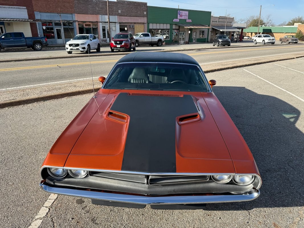 Dodge-Challenger-1971-33