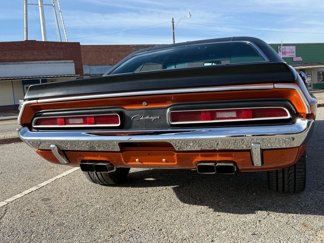 Dodge-Challenger-1971-6
