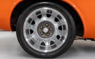 Dodge-Challenger-1971-Coupe-31