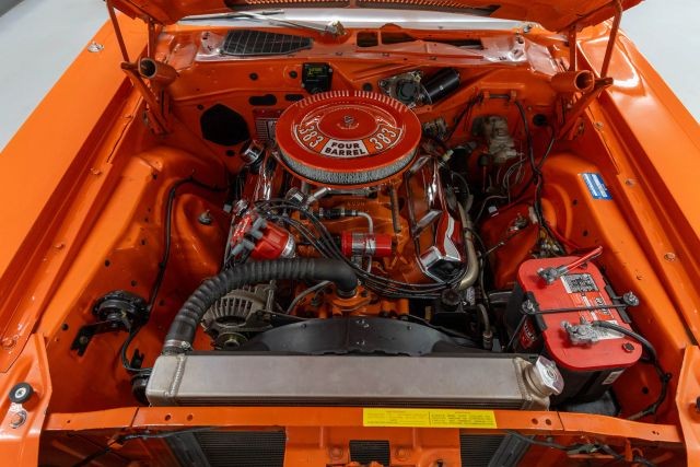 Dodge-Challenger-1971-Coupe-4