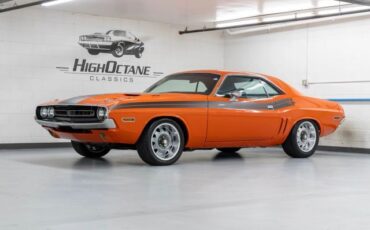 Dodge-Challenger-1971-Coupe-8