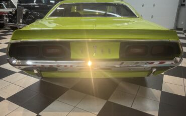 Dodge-Challenger-1972-11