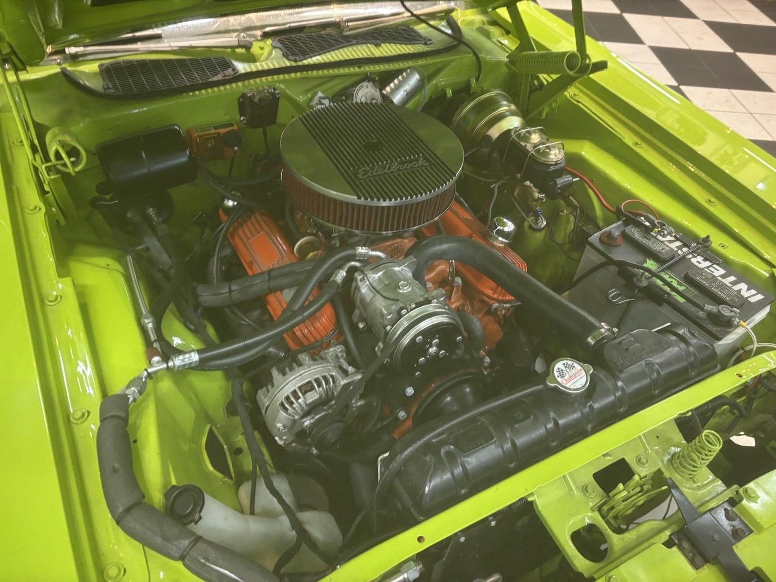 Dodge-Challenger-1972-16