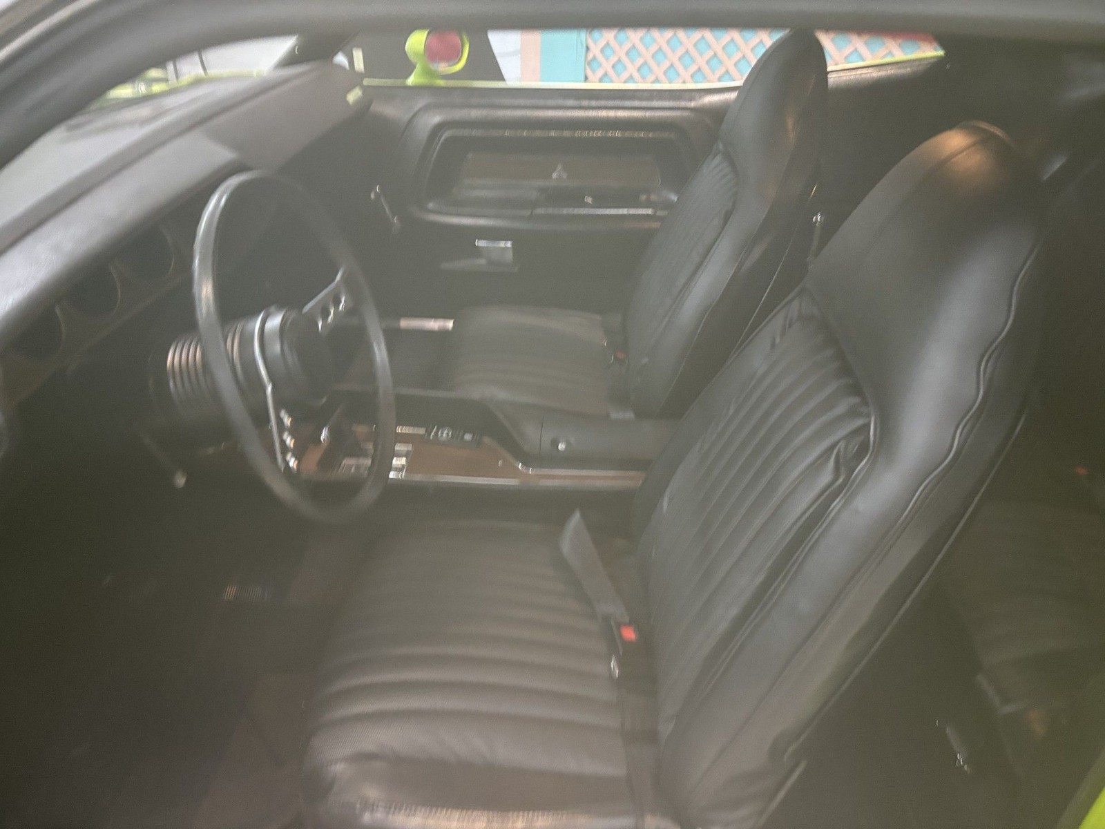 Dodge-Challenger-1972-19