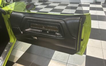 Dodge-Challenger-1972-27