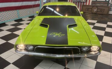 Dodge-Challenger-1972-3