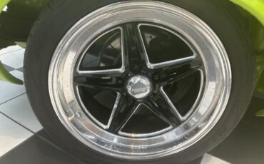 Dodge-Challenger-1972-35