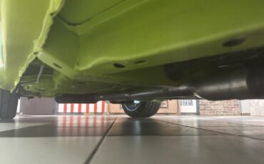 Dodge-Challenger-1972-37