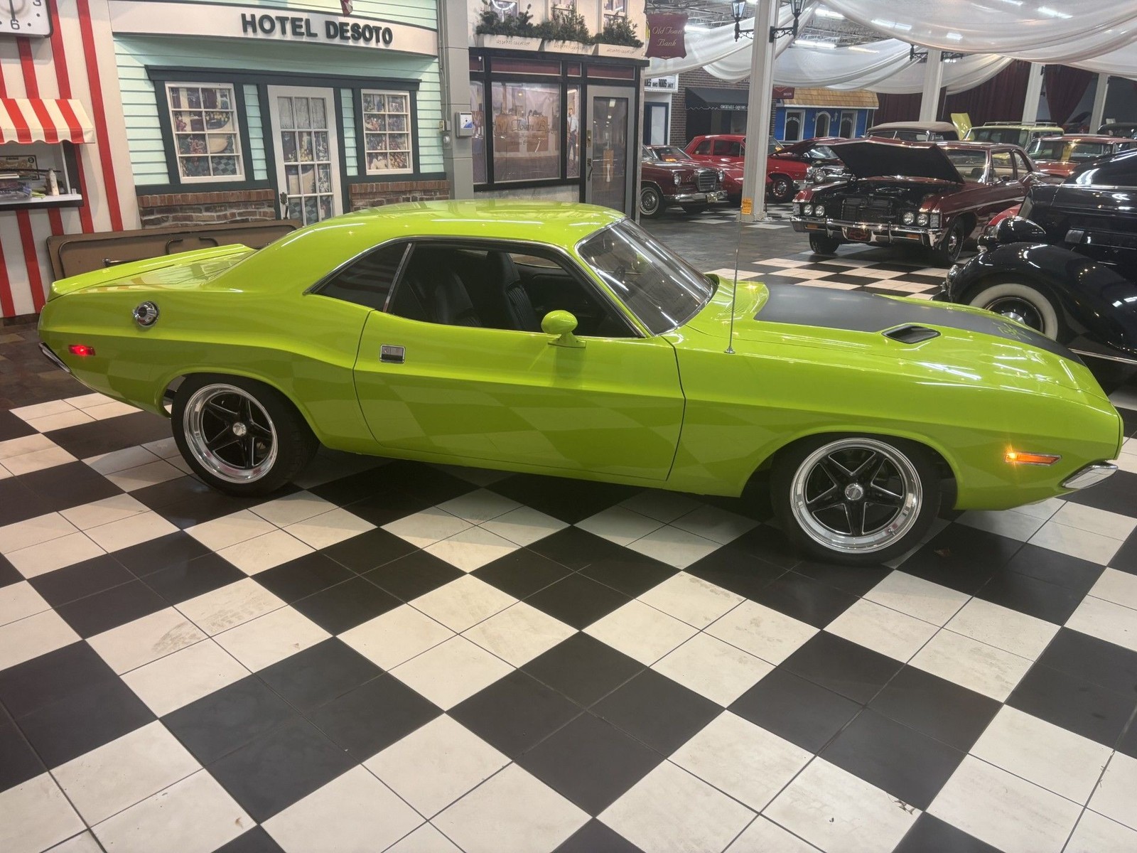 Dodge-Challenger-1972-5