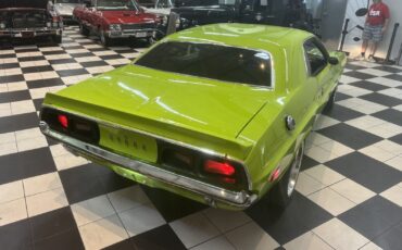 Dodge-Challenger-1972-6