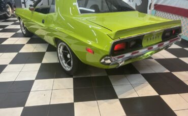 Dodge-Challenger-1972-8