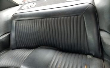 Dodge-Challenger-1973-4