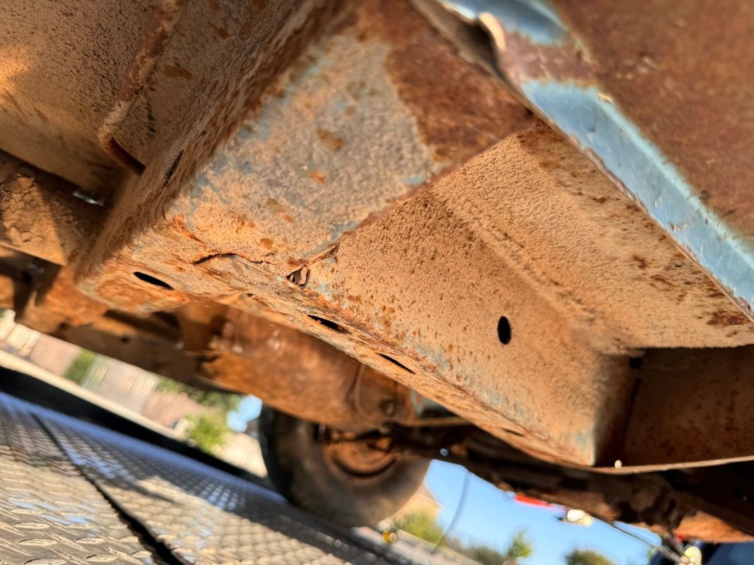 Dodge-Charger-1968-25