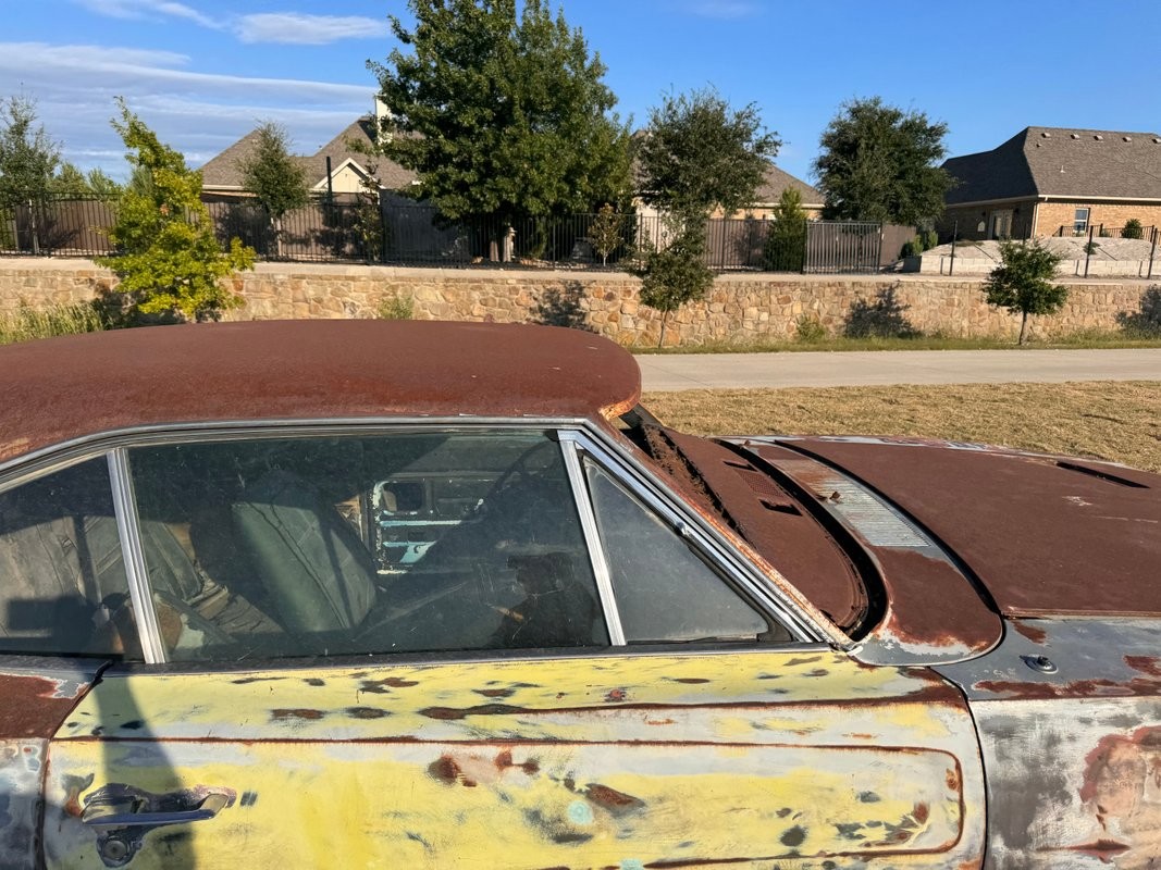 Dodge-Charger-1968-35