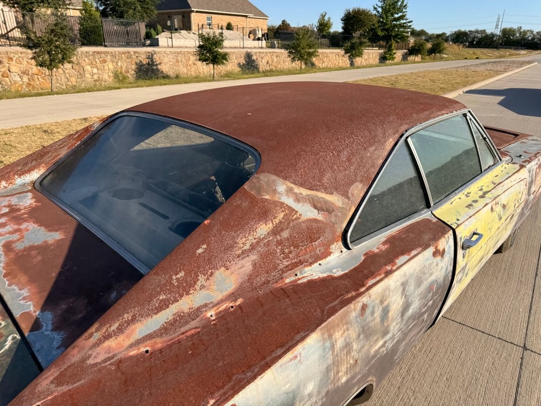 Dodge-Charger-1968-36