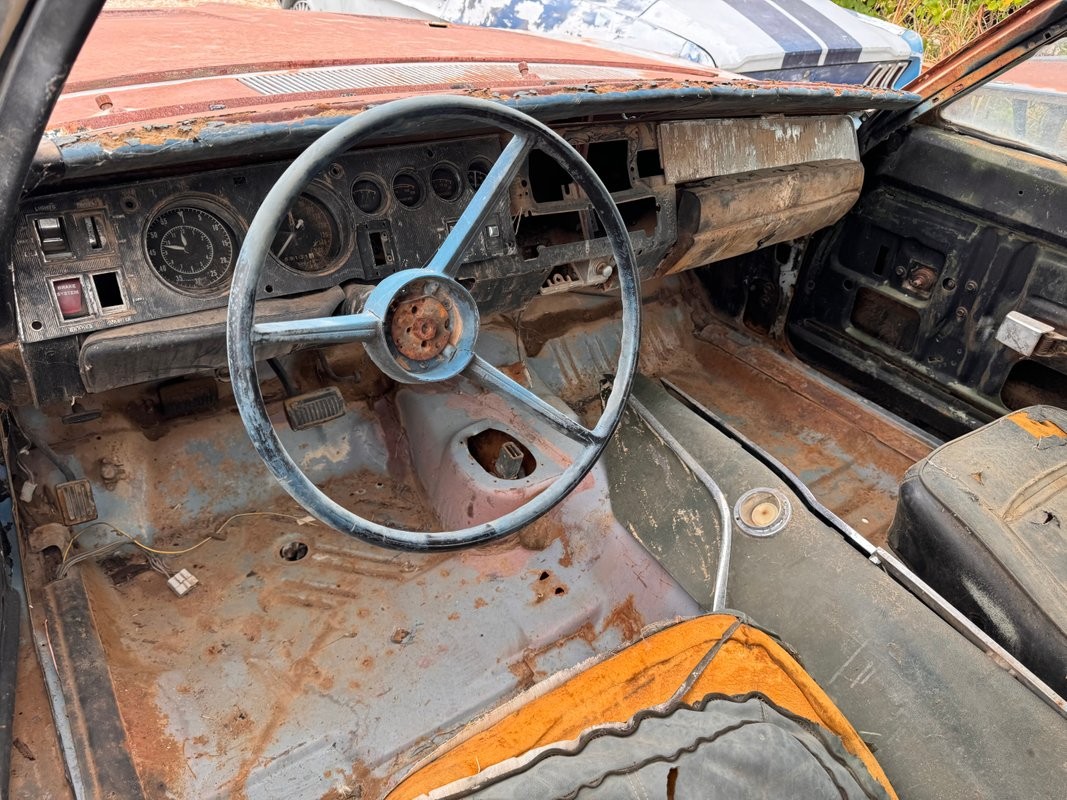 Dodge-Charger-1968-7