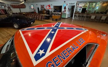 Dodge-Charger-1968-Coupe-13