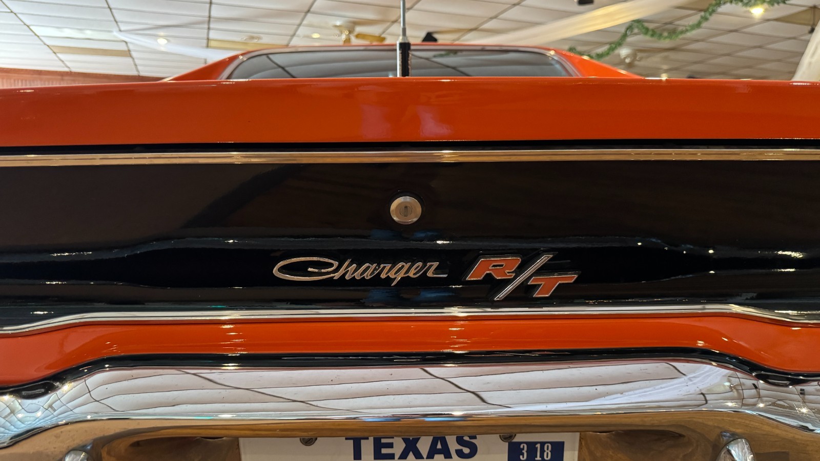 Dodge-Charger-1968-Coupe-16