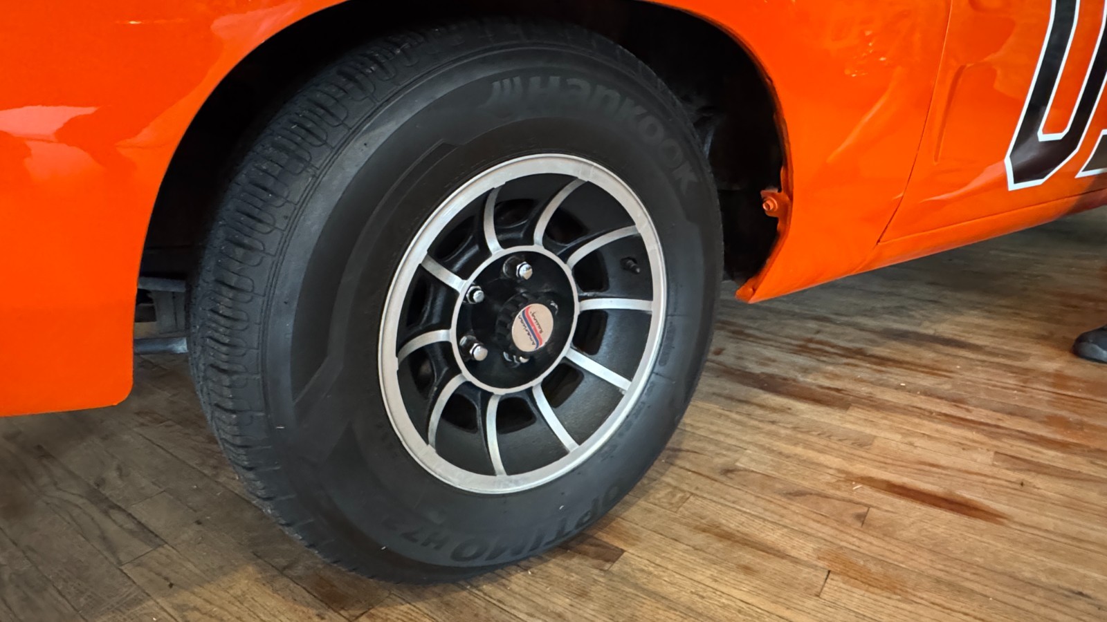 Dodge-Charger-1968-Coupe-22