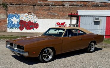 Dodge-Charger-1969-25