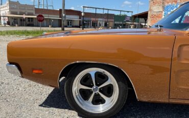 Dodge-Charger-1969-27