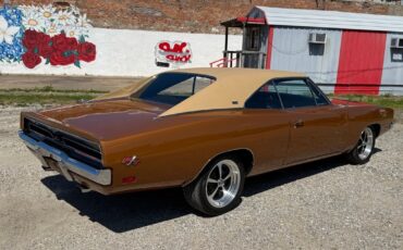 Dodge-Charger-1969-3