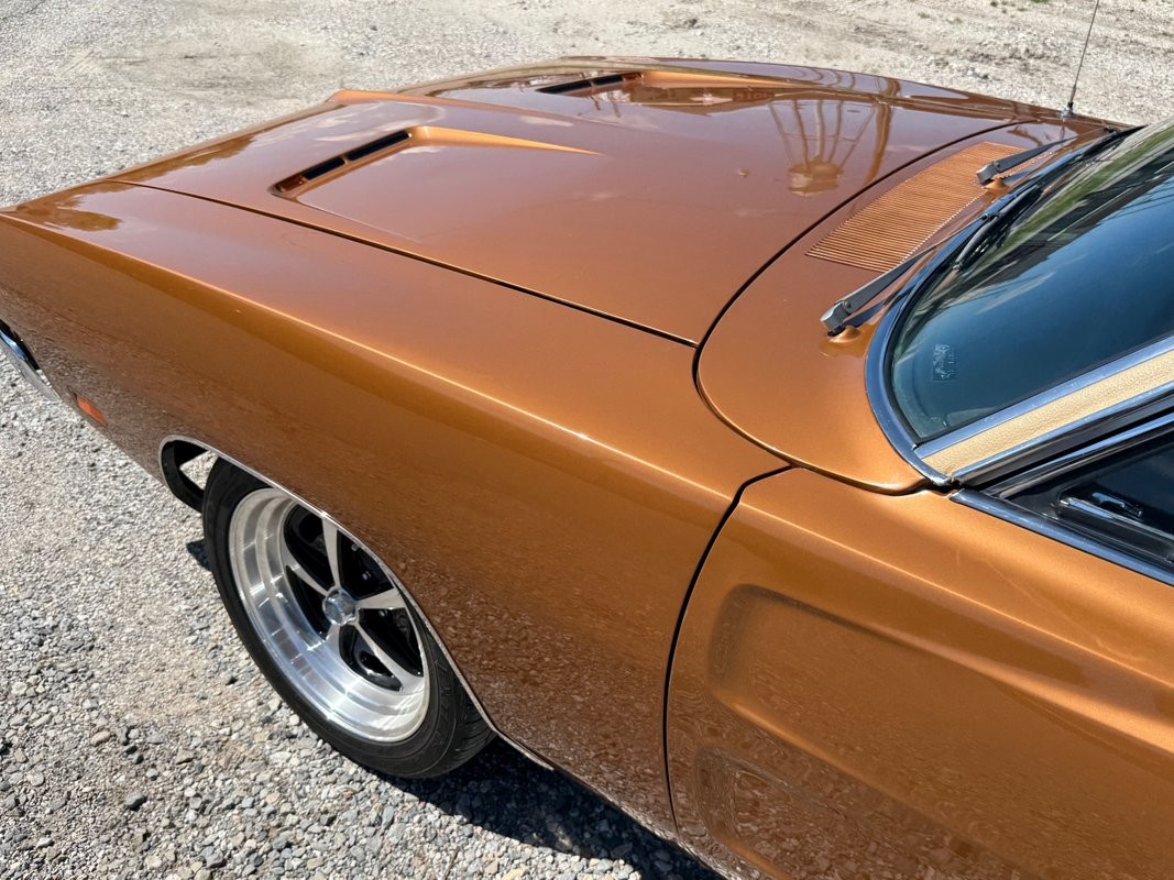 Dodge-Charger-1969-39