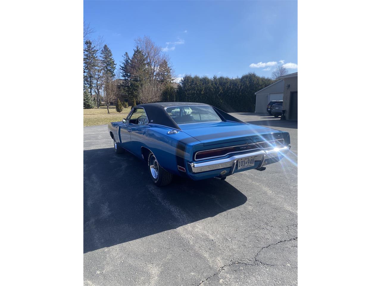 Dodge-Charger-rt-1970-BLUE-BLACK-10