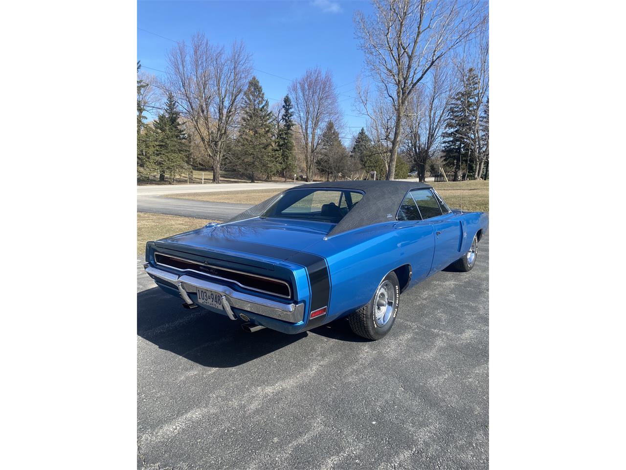 Dodge-Charger-rt-1970-BLUE-BLACK-3