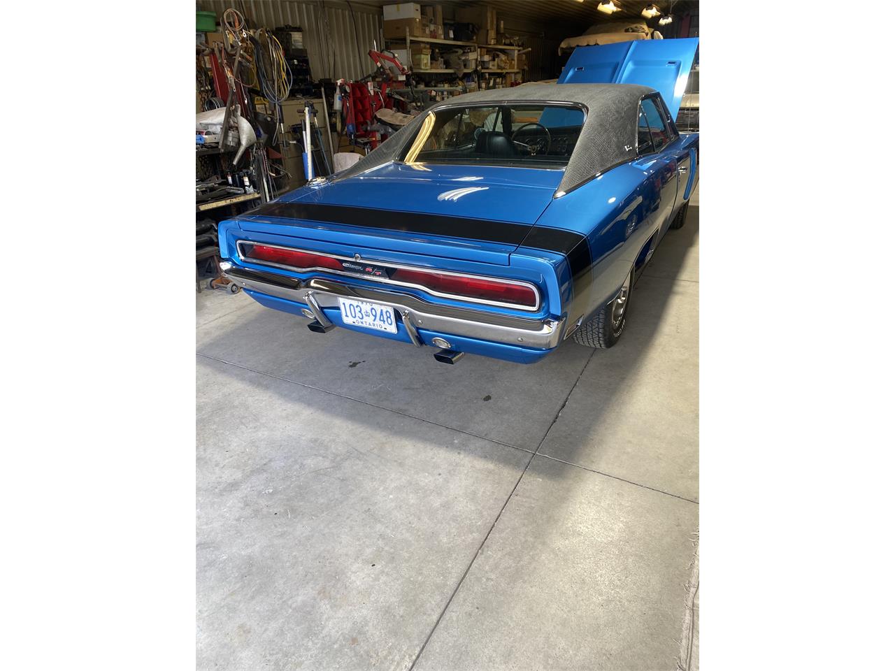 Dodge-Charger-rt-1970-BLUE-BLACK-9
