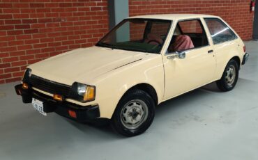 Dodge-Colt-1984-Hatchback