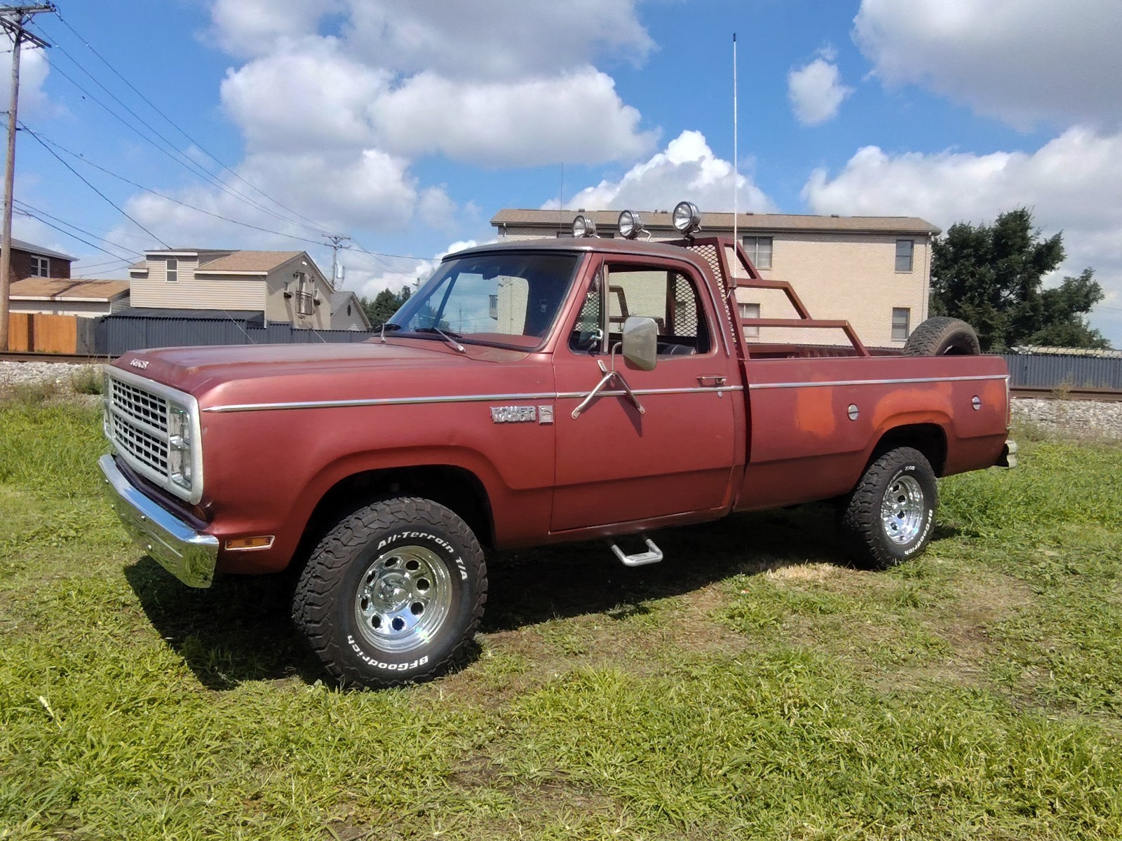 Dodge-DW-Series-1979-4