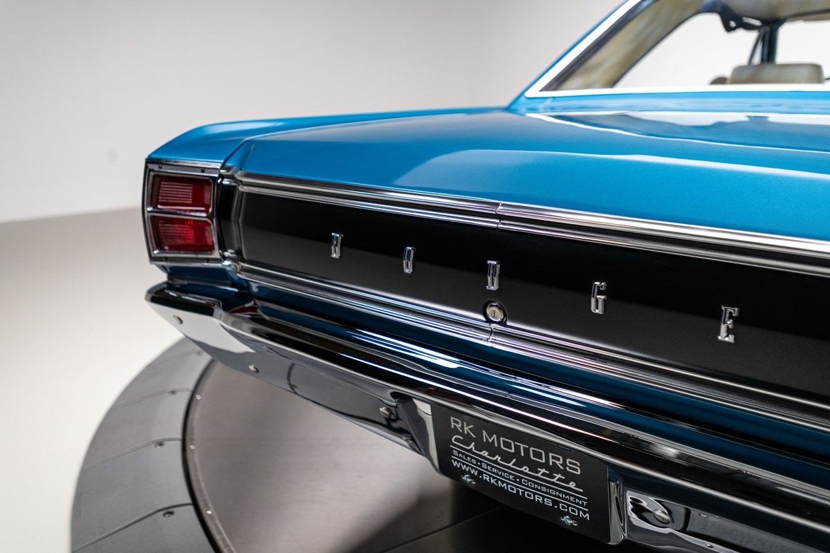 Dodge-Dart-1969-Hardtop-22