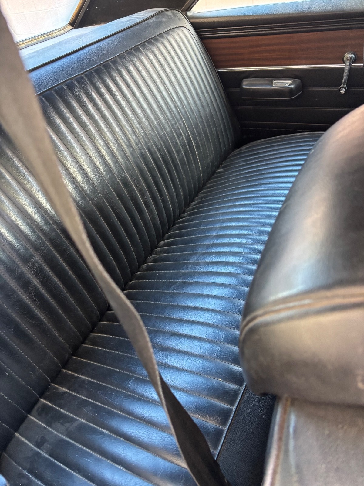 Dodge-Dart-1973-Coupe-10