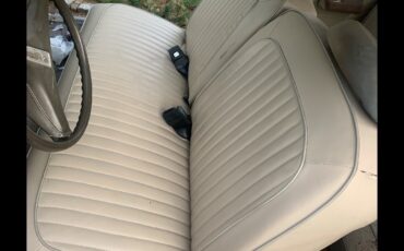 Dodge-Dart-1975-Sedan-9