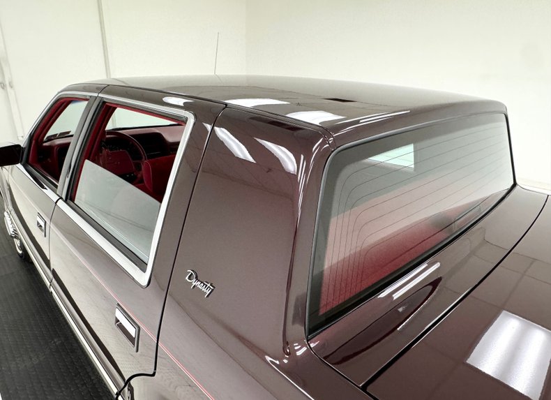 Dodge-Dynasty-1993-Black-Cherry-Red-21