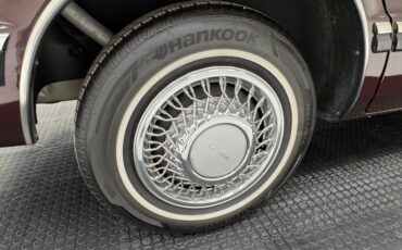 Dodge-Dynasty-1993-Black-Cherry-Red-25