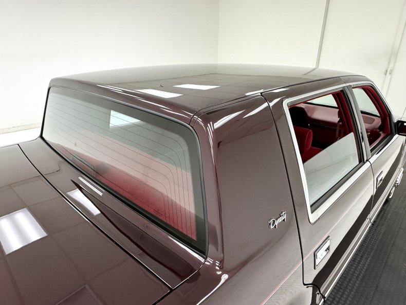 Dodge-Dynasty-1993-Black-Cherry-Red-26