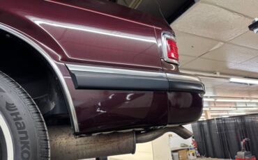 Dodge-Dynasty-1993-Black-Cherry-Red-28