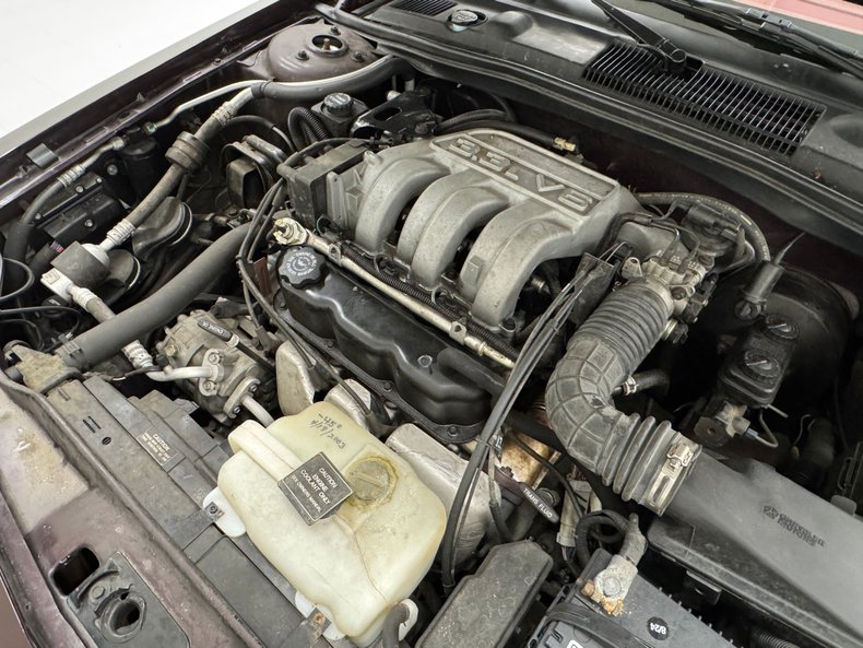 Dodge-Dynasty-1993-Black-Cherry-Red-33