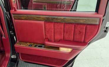 Dodge-Dynasty-1993-Black-Cherry-Red-41