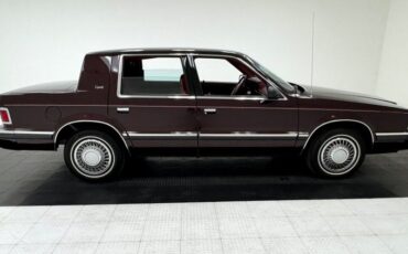 Dodge-Dynasty-1993-Black-Cherry-Red-5