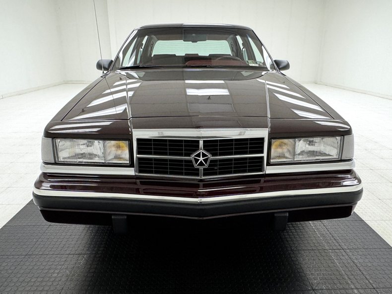 Dodge-Dynasty-1993-Black-Cherry-Red-6