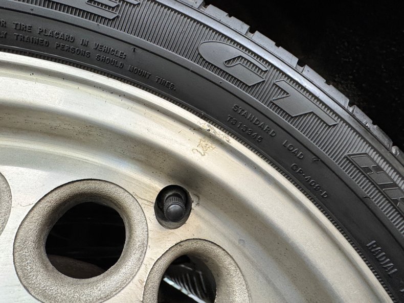 Dodge-Other-1986-Black-Dark-Gray-35